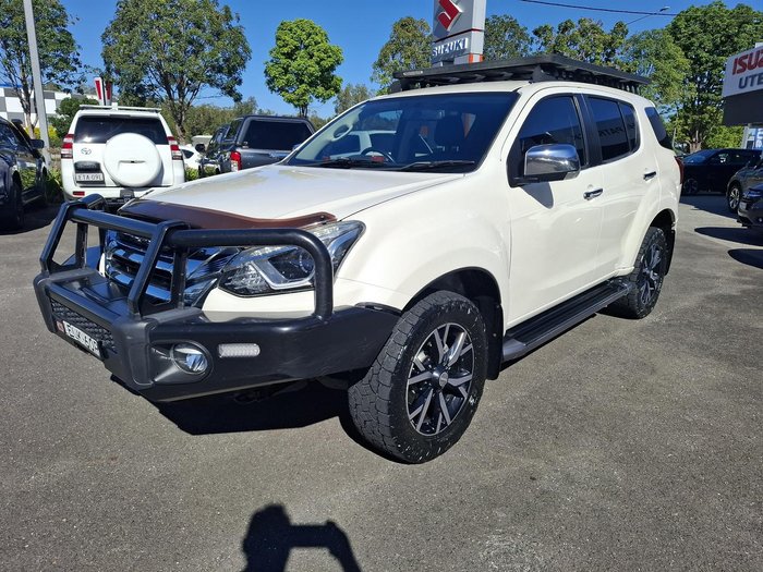 2020 Isuzu MU-X LS-T