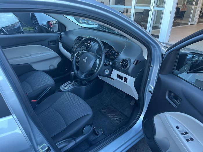 2013 Mitsubishi Mirage LS