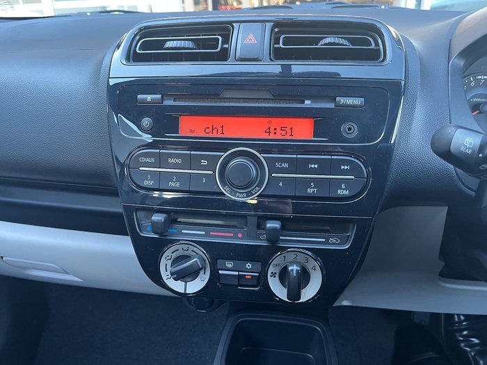 2013 Mitsubishi Mirage LS