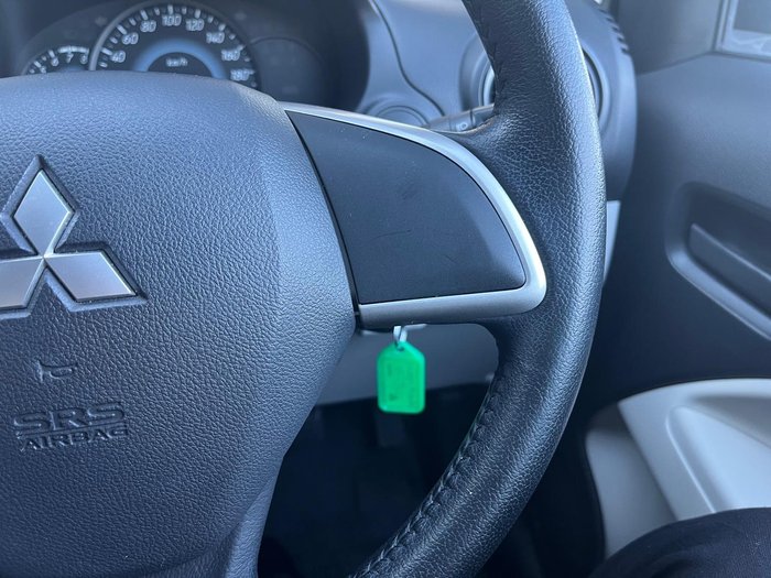 2013 Mitsubishi Mirage LS
