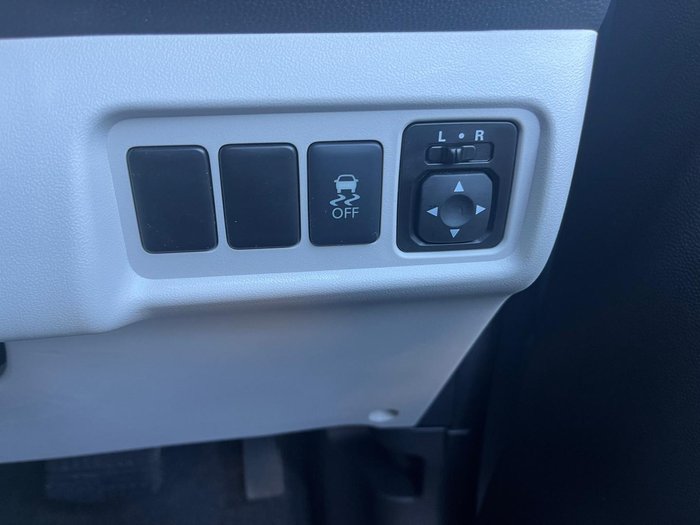 2013 Mitsubishi Mirage LS