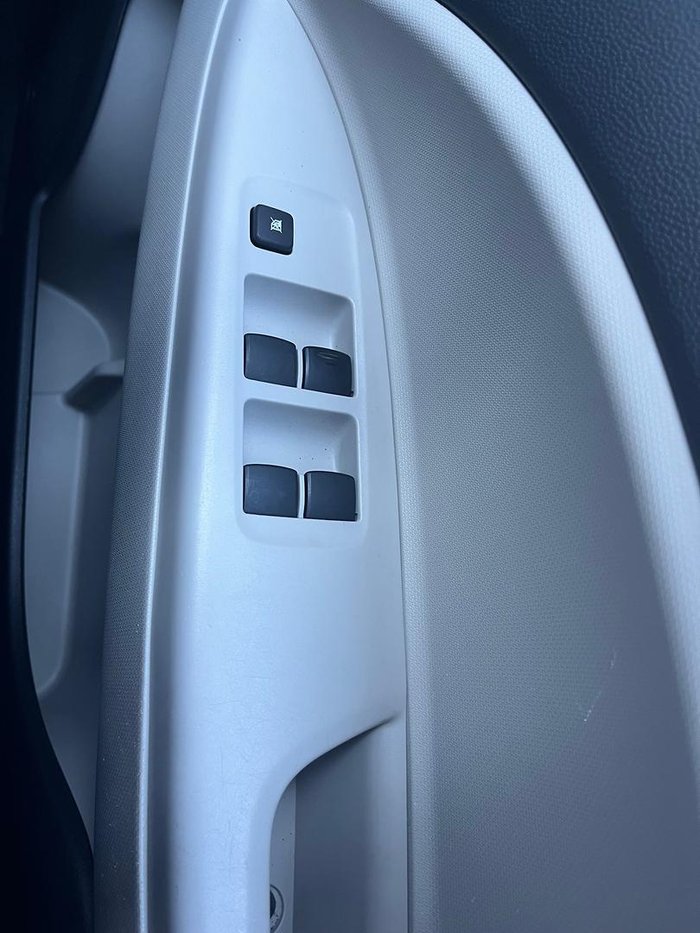 2013 Mitsubishi Mirage LS