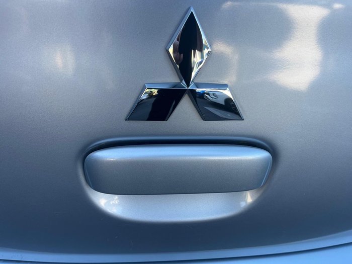 2013 Mitsubishi Mirage LS