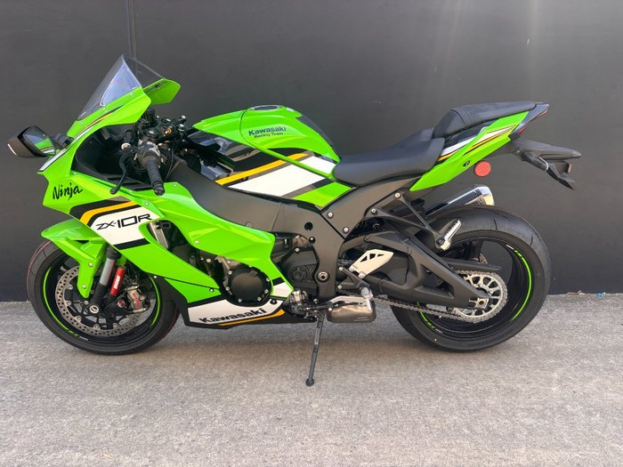 2025 Kawasaki 2025 Kawasaki 1000C ZX1000 ZX1002LSFAN GREEN