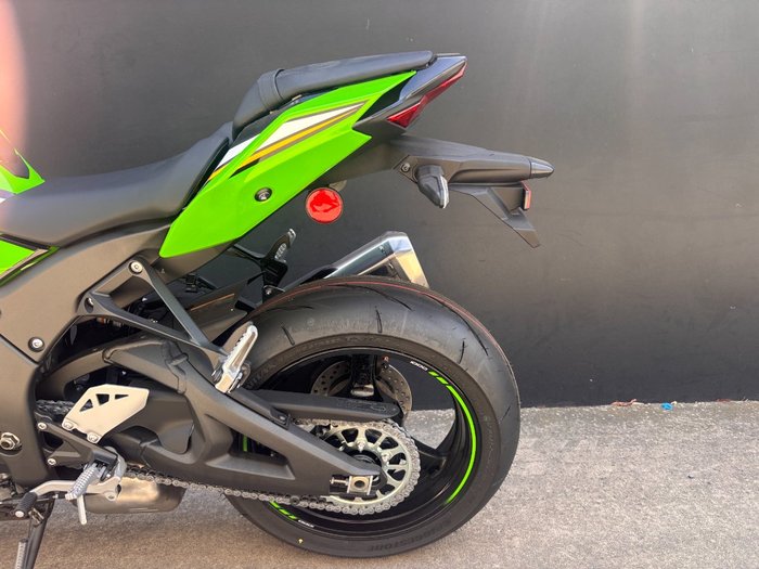 2025 Kawasaki 2025 Kawasaki 1000C ZX1000 ZX1002LSFAN GREEN