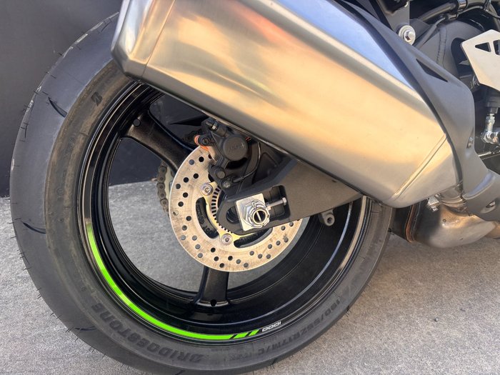 2025 Kawasaki 2025 Kawasaki 1000C ZX1000 ZX1002LSFAN GREEN