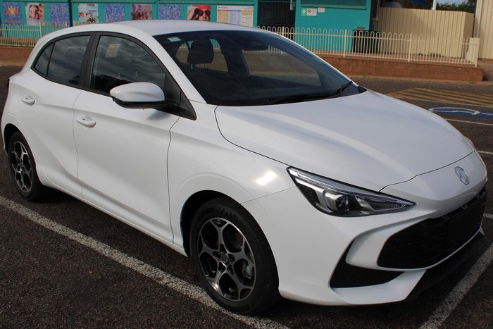 2025 MG MG3