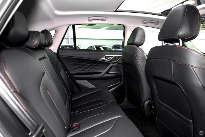 2025 MG HS Hybrid+ Essence