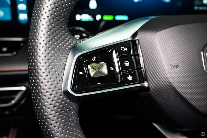 2025 MG HS Hybrid+ Essence