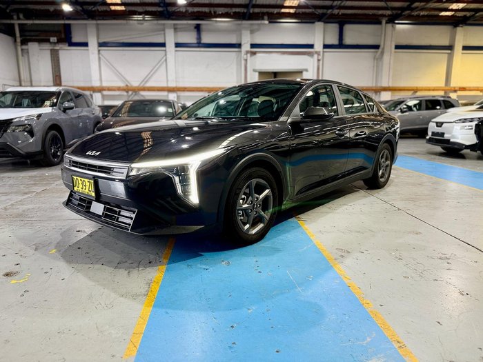 2025 Kia K4 S