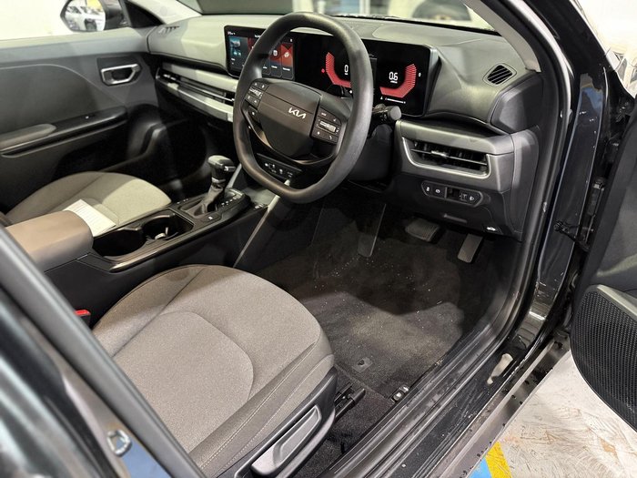 2025 Kia K4 S