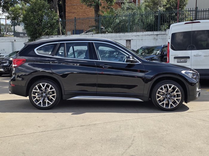 2021 BMW X1 sDrive20i