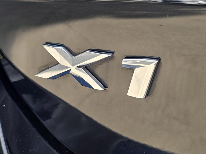 2021 BMW X1 sDrive20i