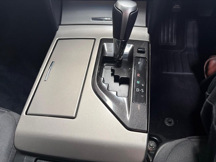 2016 Toyota Aurion AT-X GSV50R Eclipse Black