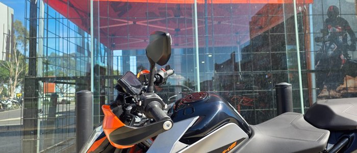 2022 Ktm 390 DUKE SILVER