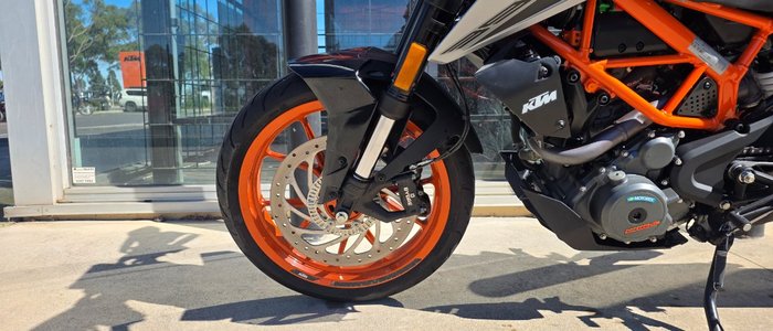 2022 Ktm 390 DUKE SILVER