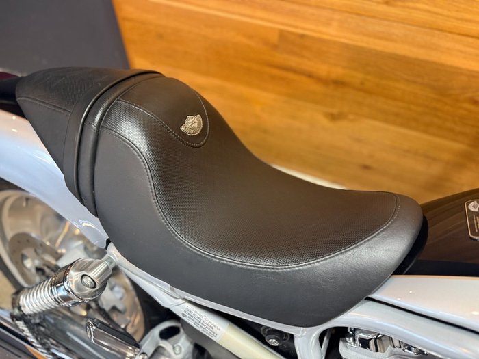 2003 HARLEY-DAVIDSON VRSCA V-ROD