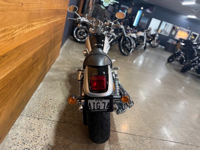 2003 HARLEY-DAVIDSON VRSCA V-ROD