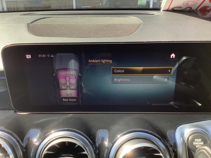 2021 Mercedes-Benz GLB-Class GLB200