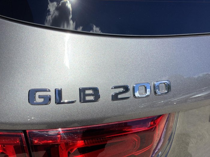 2021 Mercedes-Benz GLB-Class GLB200