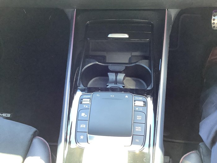 2021 Mercedes-Benz GLB-Class GLB200