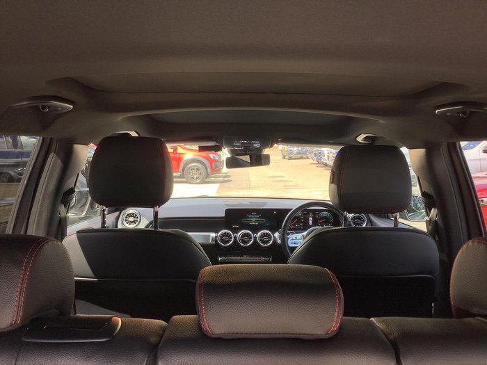 2021 Mercedes-Benz GLB-Class GLB200