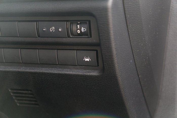 2024 Mitsubishi Outlander ES