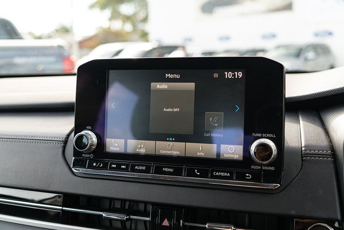 2024 Mitsubishi Outlander ES