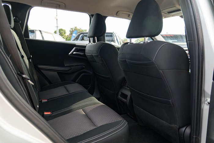 2024 Mitsubishi Outlander ES