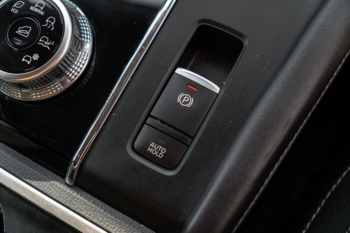 2024 Mitsubishi Outlander LS