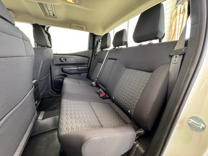 2025 Mitsubishi Triton GLX