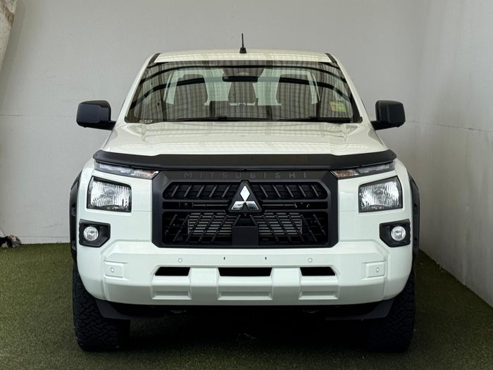 2025 Mitsubishi Triton GLX