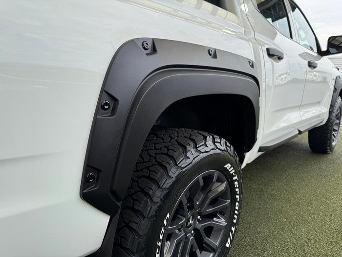 2025 Mitsubishi Triton GLX