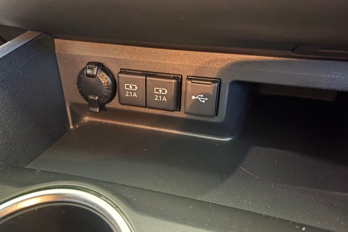 2021 Toyota Kluger GX