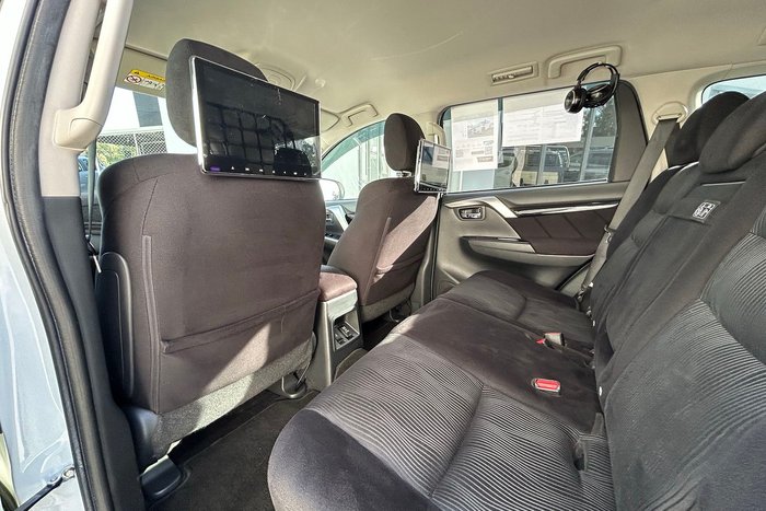 2019 Mitsubishi Pajero Sport GLX