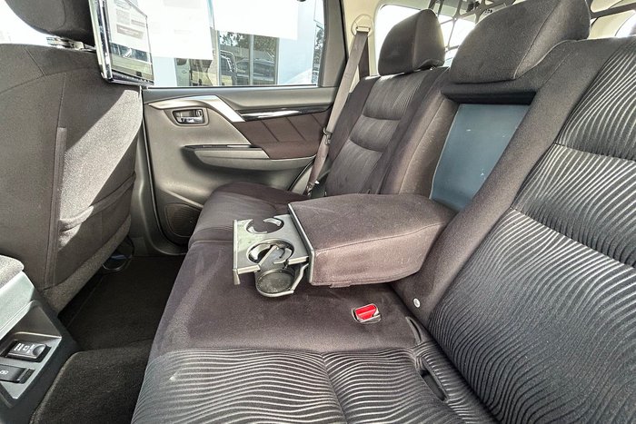 2019 Mitsubishi Pajero Sport GLX