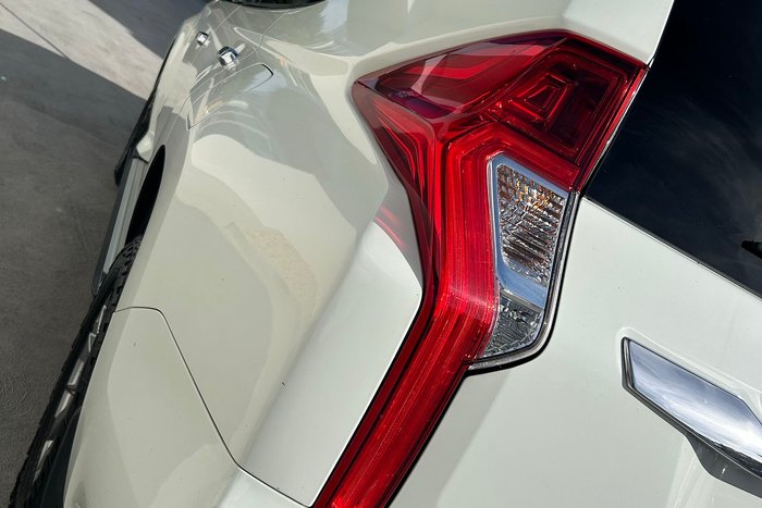 2019 Mitsubishi Pajero Sport GLX