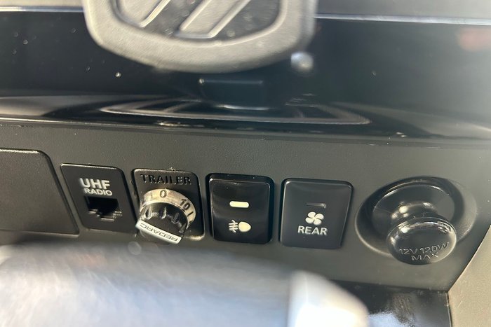 2019 Mitsubishi Pajero Sport GLX