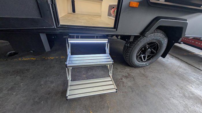 2026 Traveller Track 15'