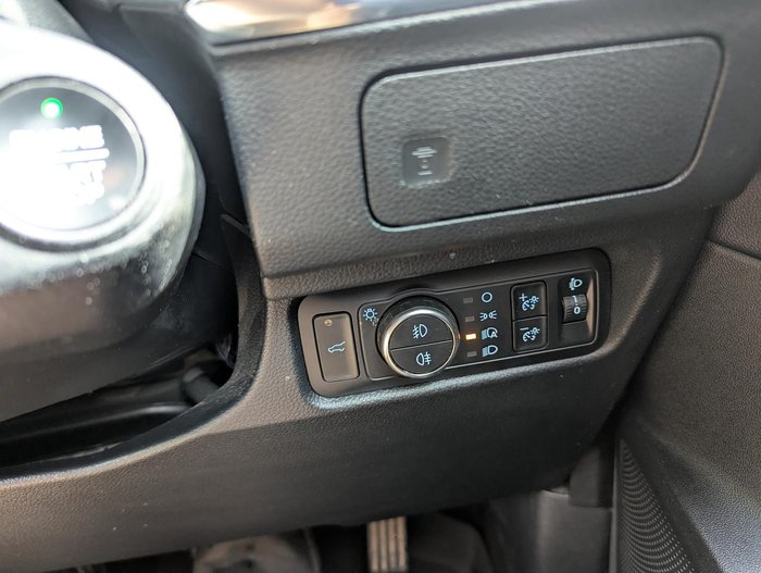 2022 Ford Everest Sport