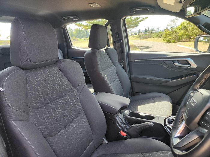 2024 Isuzu D-MAX LS-U