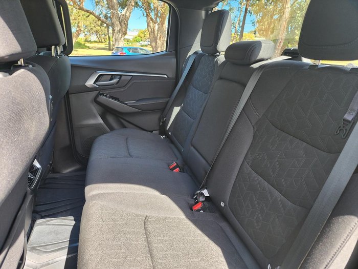 2024 Isuzu D-MAX LS-U