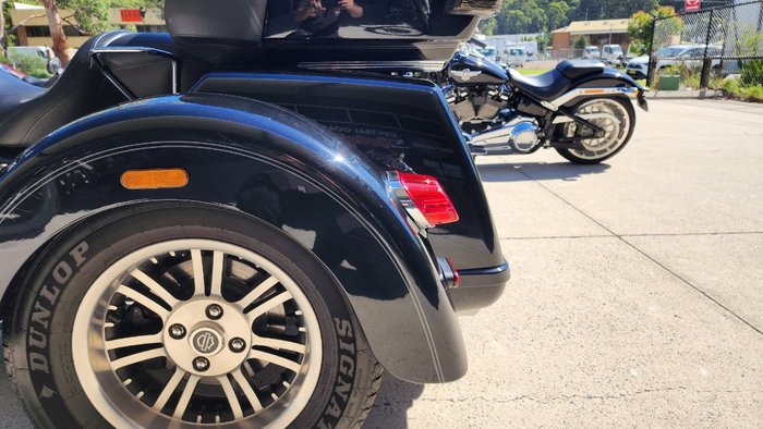 2020 HARLEY-DAVIDSON FLHTCUTG TRI GLIDE U/CLC 114