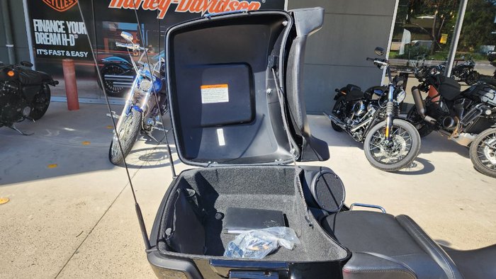 2020 HARLEY-DAVIDSON FLHTCUTG TRI GLIDE U/CLC 114