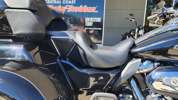 2020 HARLEY-DAVIDSON FLHTCUTG TRI GLIDE U/CLC 114
