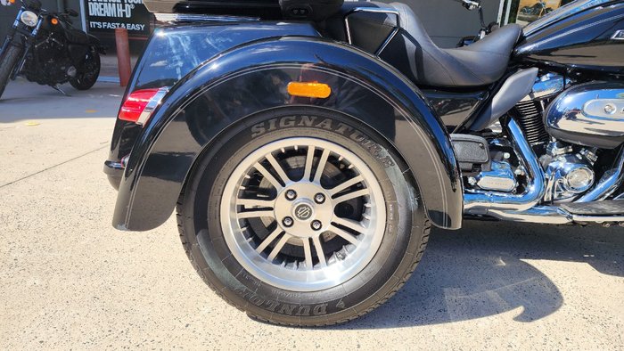 2020 HARLEY-DAVIDSON FLHTCUTG TRI GLIDE U/CLC 114