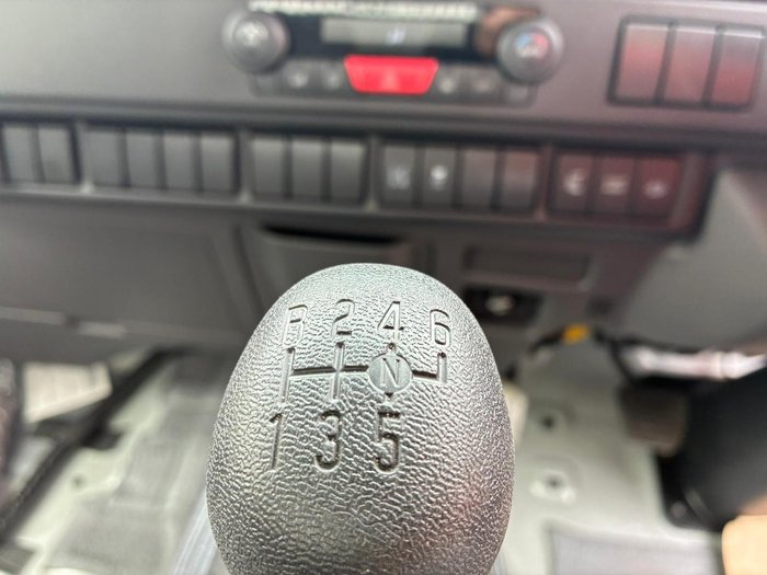 2026 Isuzu N Series NPR 45/65-175 MT D28 Tradepack