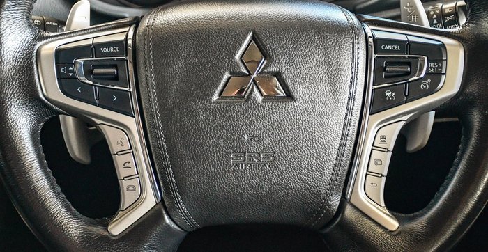 2023 Mitsubishi Pajero Sport GLS