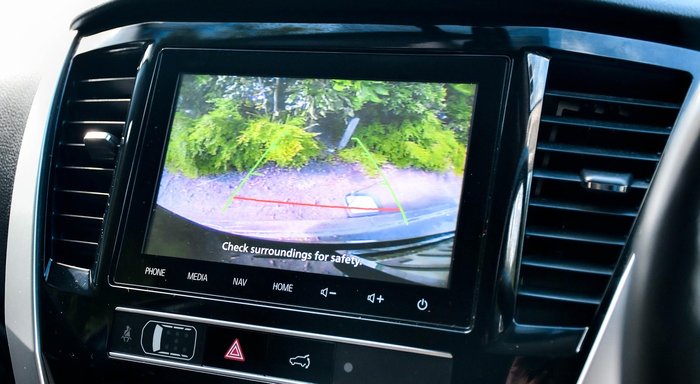 2023 Mitsubishi Pajero Sport GLS