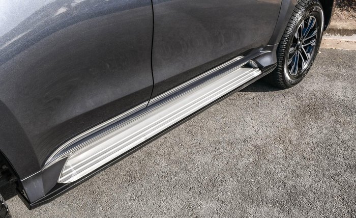 2023 Mitsubishi Pajero Sport GLS